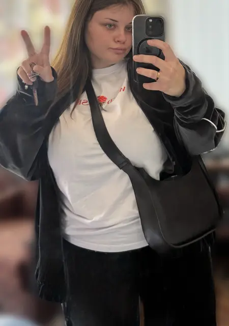Я Madonna, 25, из Ростова-на-Дону, ищу знакомство для дружбы