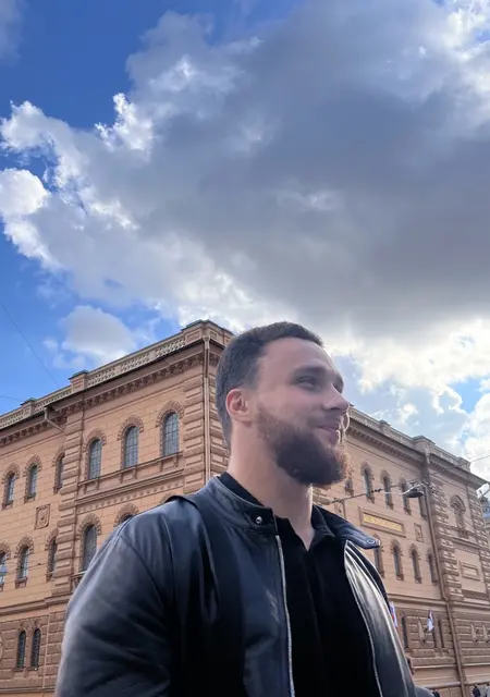 Я Лаврентий, 29, из Геленджика, ищу знакомства без обязательств