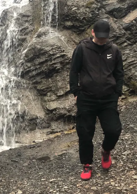 Я Илья, 24, из Новокузнецка, ищу знакомство для общения