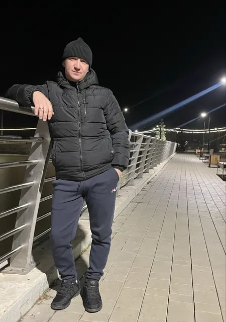 Андрей из Санкт-Петербурга, мне 31, познакомлюсь для открытые отношения