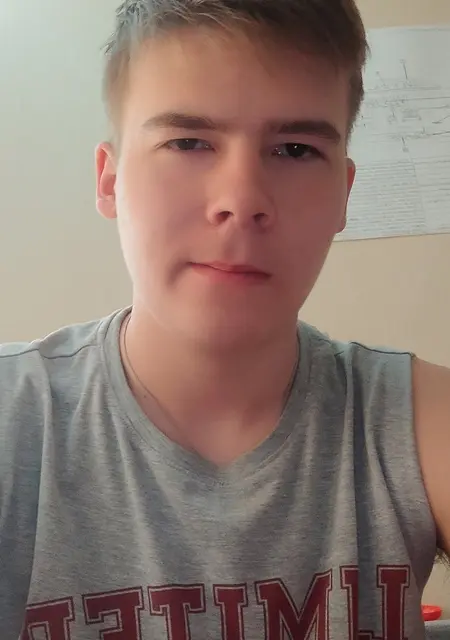 Я Макс, 20, знакомлюсь для вирта в Владикавказе