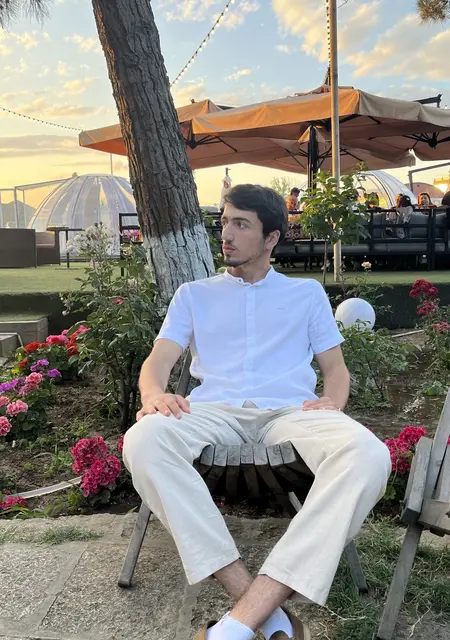 Я Шамсутдин, 19, знакомлюсь без обязательств в Москве