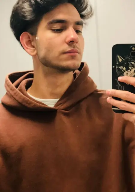 Я Mer, 23, из Москвы, ищу знакомство для дружбы