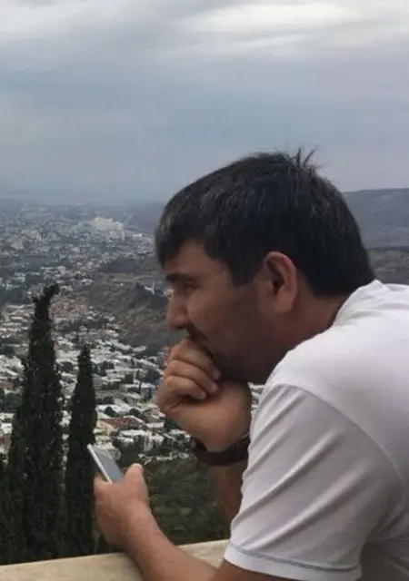 Батыр из Хасавюрта, мне 38, познакомлюсь на одну ночь