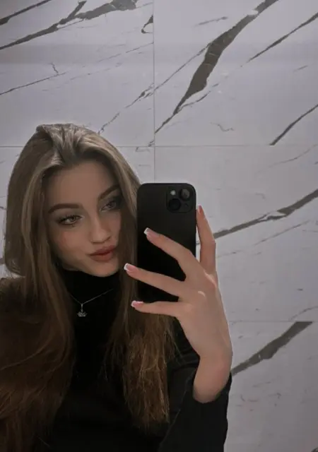 Я Nadin, 19, знакомлюсь для открытые отношения в Москве