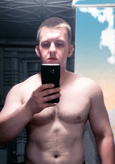 Петр Колонтай из Витебска, мне 29, познакомлюсь для вирта