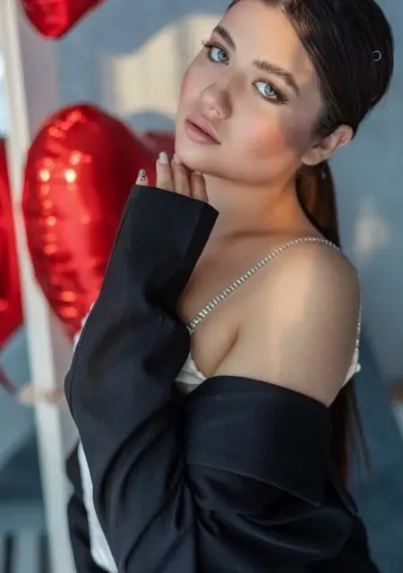 Ирина из Костромы, мне 22, познакомлюсь для вирта