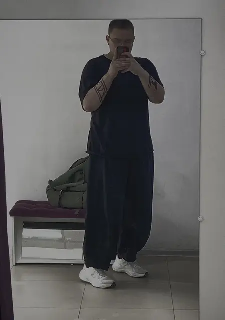 Гоша из Иркутска, мне 18, познакомлюсь для вирта