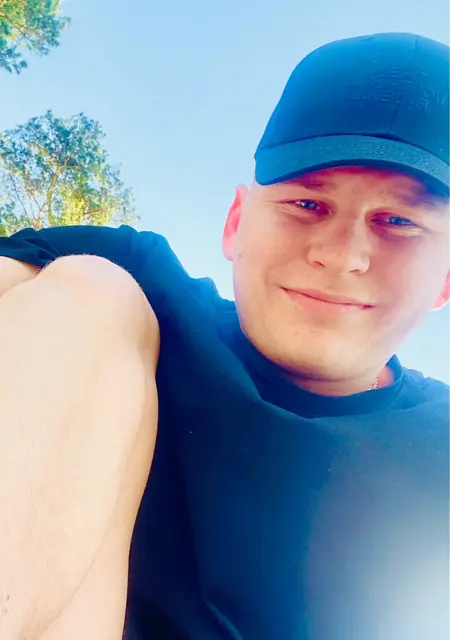 Я Влад, 26, знакомлюсь для общения в Барнауле