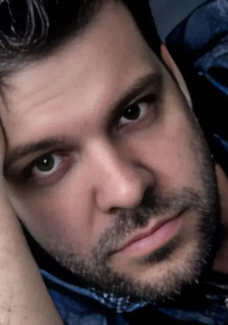 Андрей из Томска, мне 30, познакомлюсь для приятного времяпровождения