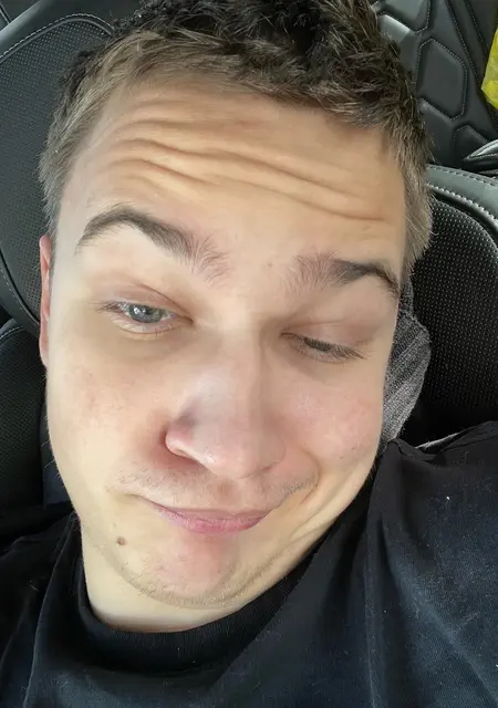 Павел из Иркутска, ищу на сайте знакомства на одну ночь