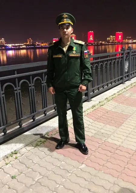 Влад из Белова, мне 22, познакомлюсь для приятного времяпровождения