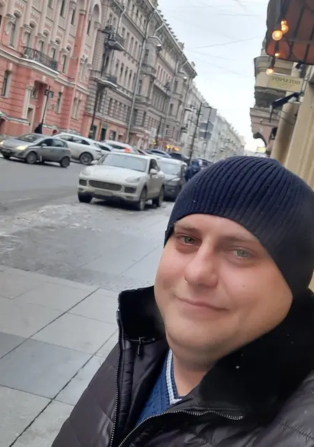 Я Мирон, 33, знакомлюсь на одну ночь в Новомосковске