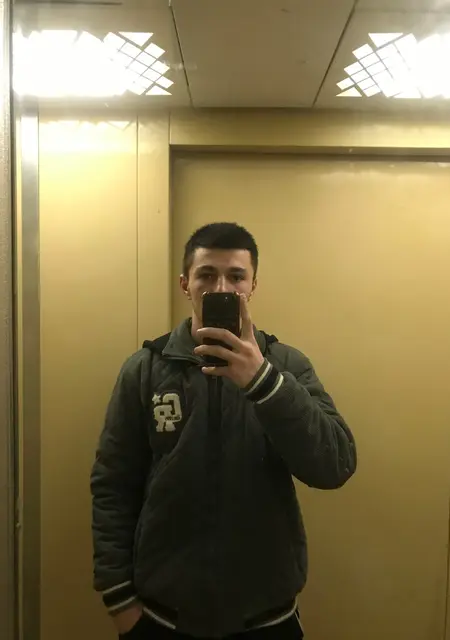 Магомед из Курска, мне 19, познакомлюсь без обязательств