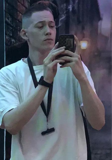 Я Кирилл, 20, знакомлюсь для приятного времяпровождения в Нижнем Тагиле