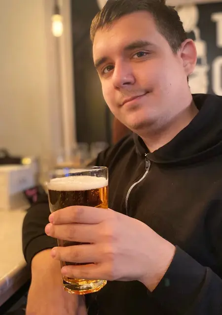 Вадим из Самары, ищу на сайте знакомства на одну ночь