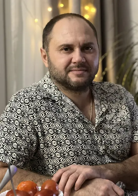 Олег из Мурманска, ищу на сайте знакомства без обязательств