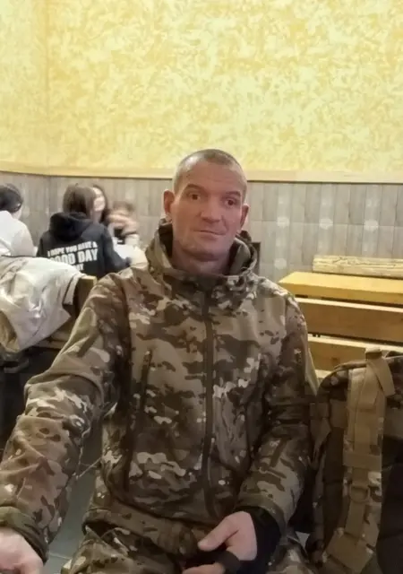 Александр из Сызрани, мне 41, познакомлюсь на одну ночь