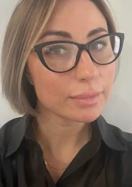 Я Жанна, 44, из Москвы, ищу знакомство для постоянных отношений