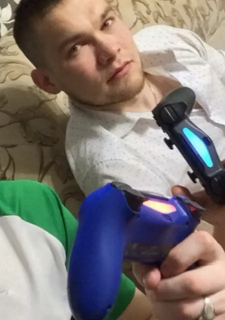 Я Урал Хазиев, 34, знакомлюсь на одну ночь в Уфе