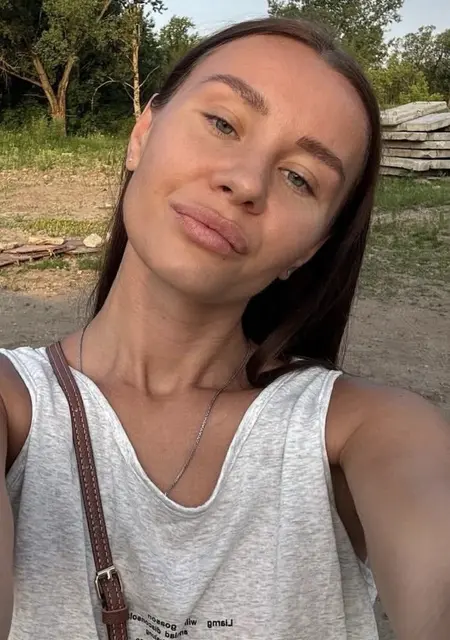 Я Kristina, 31, из Санкт-Петербурга, ищу знакомство для приятного времяпровождения