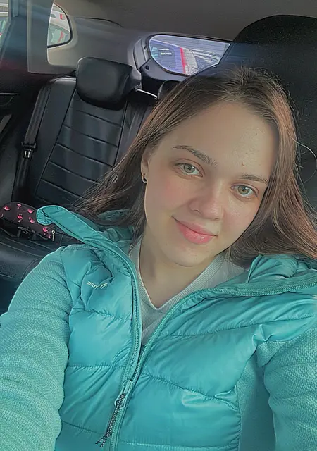 Рената из Уфы, мне 21, познакомлюсь для общения