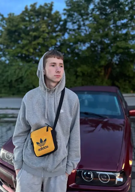 Александр из Калининграда, ищу на сайте знакомства на одну ночь