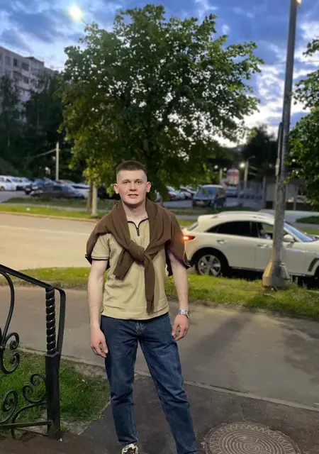 Я Иван, 21, знакомлюсь для вирта в Воронеже