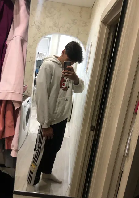 Я Роман, 19, знакомлюсь без обязательств в Орле