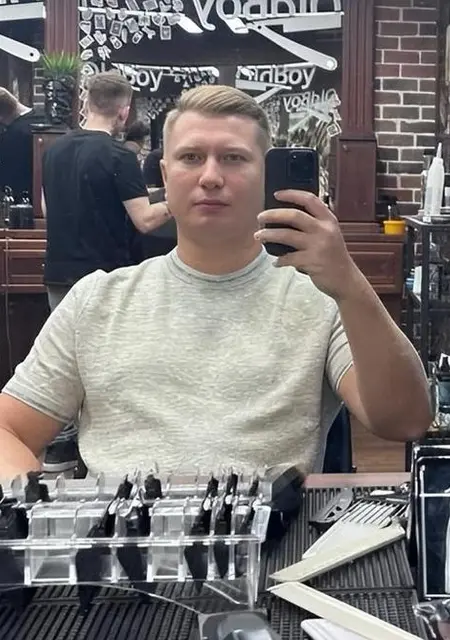 Я , 26, из Екатеринбурга, ищу знакомство