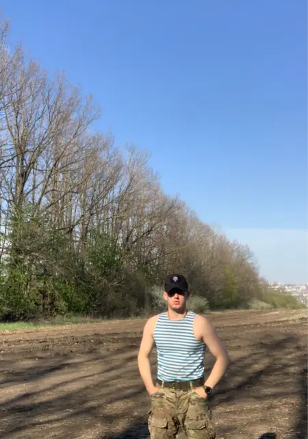Никита из Белой Калитвы, мне 25, познакомлюсь без обязательств