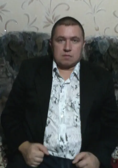 Дмитрий из Ачинска, мне 46, познакомлюсь на одну ночь