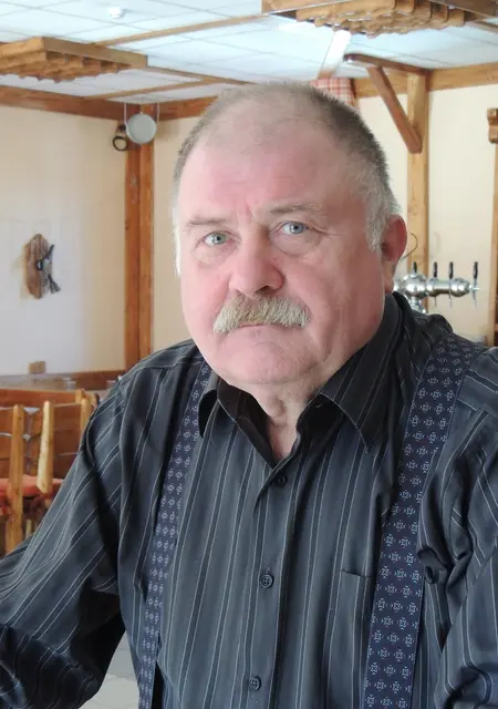 Boris из Великого Новгорода, мне 66, познакомлюсь на одну ночь