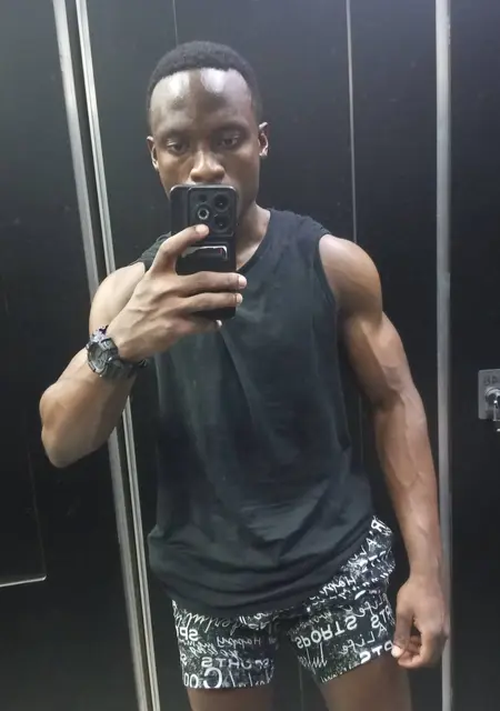 Anderson из Иванова, мне 24, познакомлюсь для открытые отношения