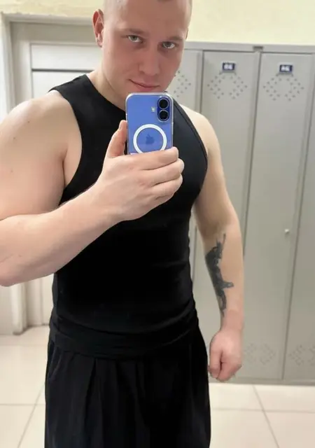 Я Андрей, 29, знакомлюсь для постоянных отношений в Санкт-Петербурге