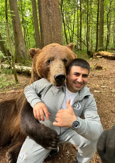 Я Руслан, 35, из Красногорска, ищу знакомство для приятного времяпровождения