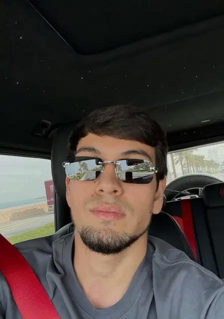 Амир из Москвы, ищу на сайте вирта