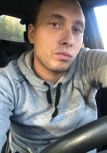 Я Евгений, 26, знакомлюсь без обязательств в Архангельске