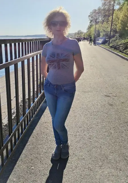 Я Ольга, 54, из Санкт-Петербурга, ищу знакомство для постоянных отношений