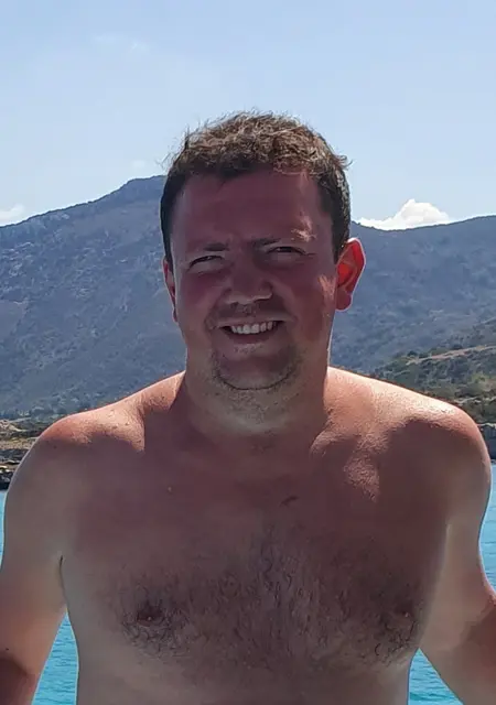 Андрей из Калининграда, мне 39, познакомлюсь для приятного времяпровождения