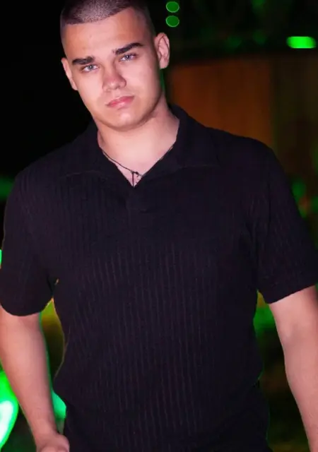 Danil из Абакана, ищу на сайте вирта