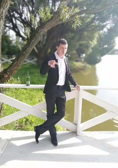 Я Артём, 32, из Москвы, ищу знакомство для дружбы