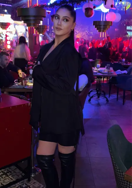 Я Анастасия, 21, из Краснодара, ищу знакомство для совместных путешествий