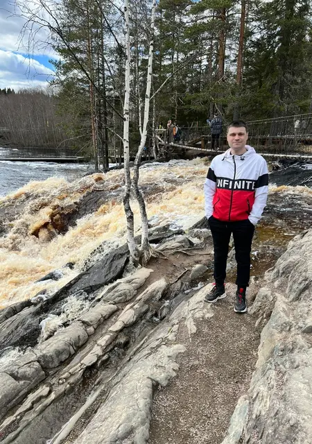 Я Павел, 36, знакомлюсь на одну ночь в Краснотурьинске