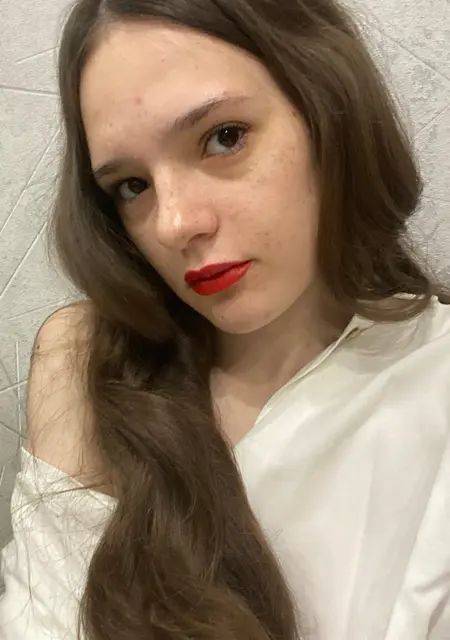 Алина из Ростова-на-Дону, мне 21, познакомлюсь для вирта