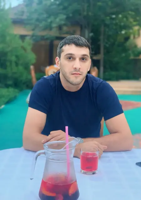 Я Артур, 38, из Махачкалы, ищу знакомство для открытые отношения