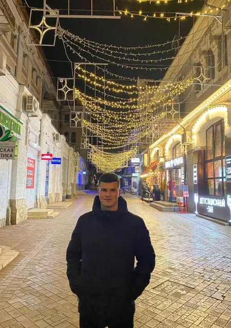 Иван из Севастополя, ищу на сайте знакомства на одну ночь