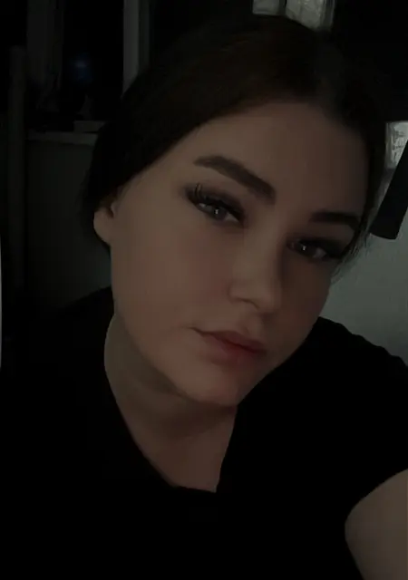 Я Евгения, 25, из Читы, ищу знакомство для приятного времяпровождения