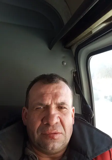 Витя из Екатеринбурга, ищу на сайте знакомства без обязательств