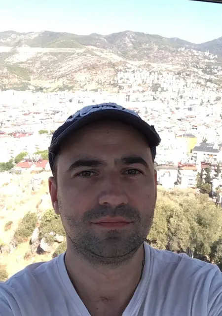 Андрей из Королева, мне 45, познакомлюсь для приятного времяпровождения